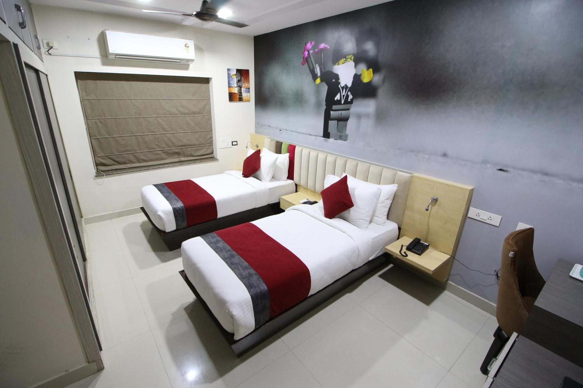 The Butterfly Luxury Serviced Apartments Visakhapatnam Eksteriør bilde